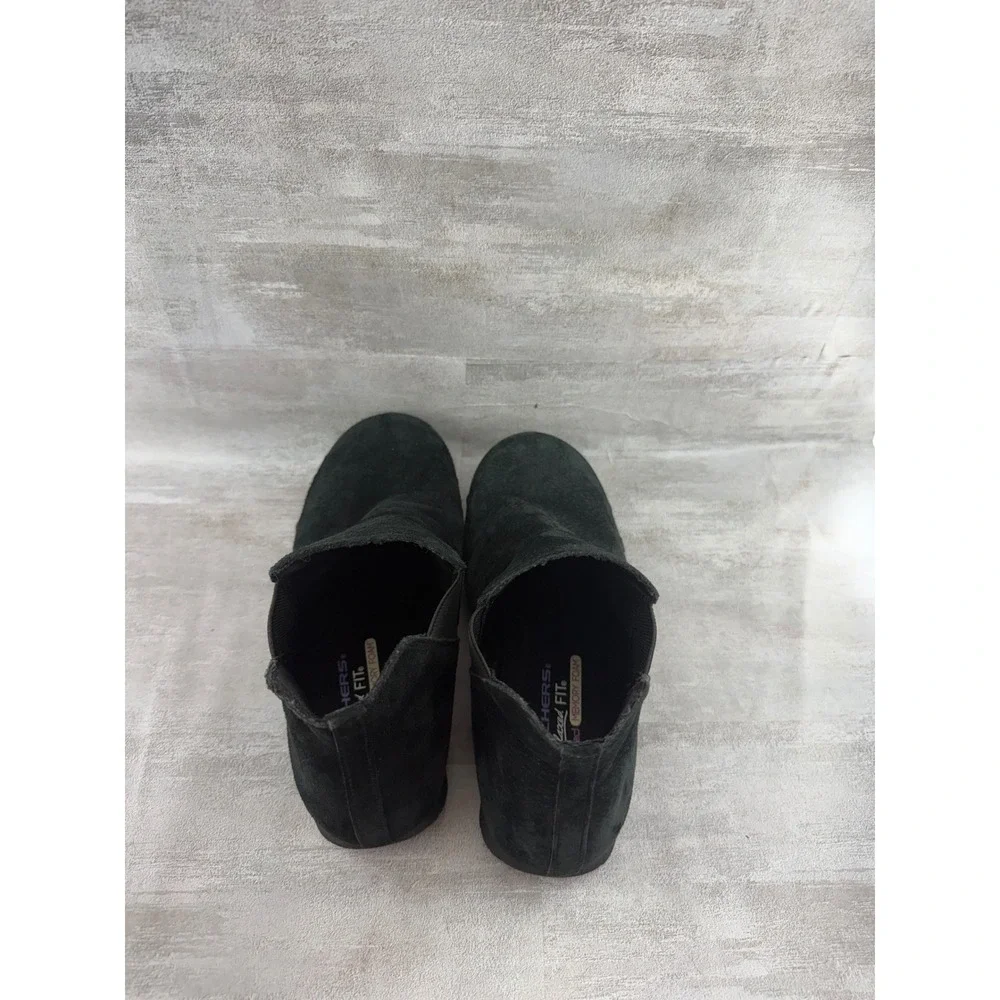 Skechers Relaxed Fit Black Suede Ankle Booties 49602 Women Sz 7 Air-Cooled Foam